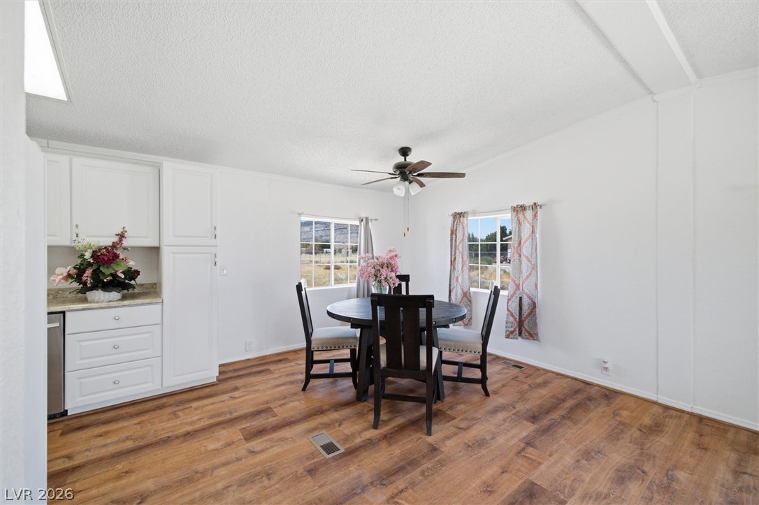 5610 Tecopa Street Property Photo 7