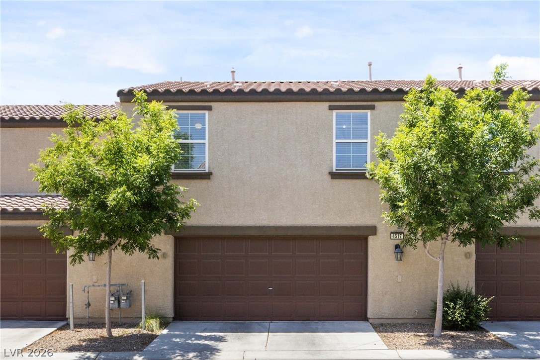 4517 Woolcomber Street Property Photo 4