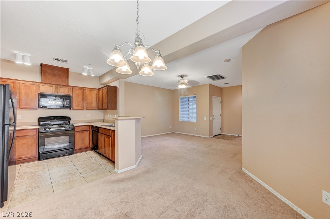 6868 Sky Pointe Drive 2115 Property Photo 8
