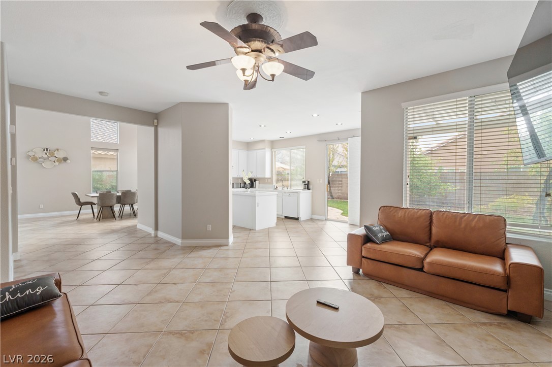 7823 Windward Road Property Photo 8