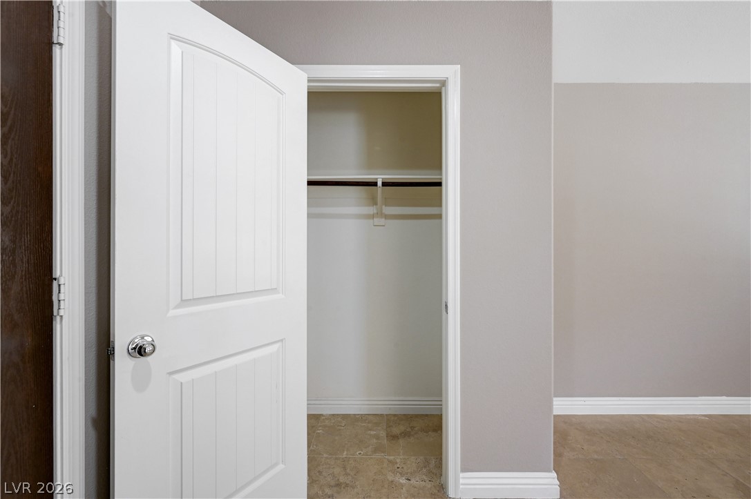 9783 Calliope Creek Court Property Photo 27