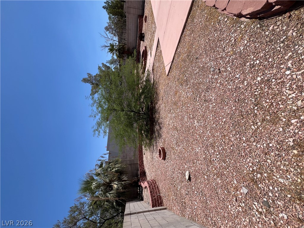 9770 Silver Dew Street Property Photo 17