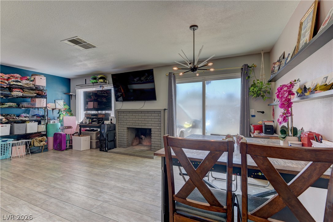 4821 Alameda Avenue Property Photo 6
