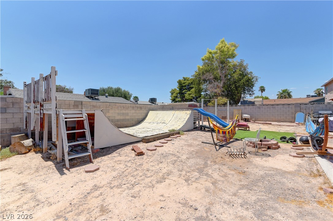 4821 Alameda Avenue Property Photo 13