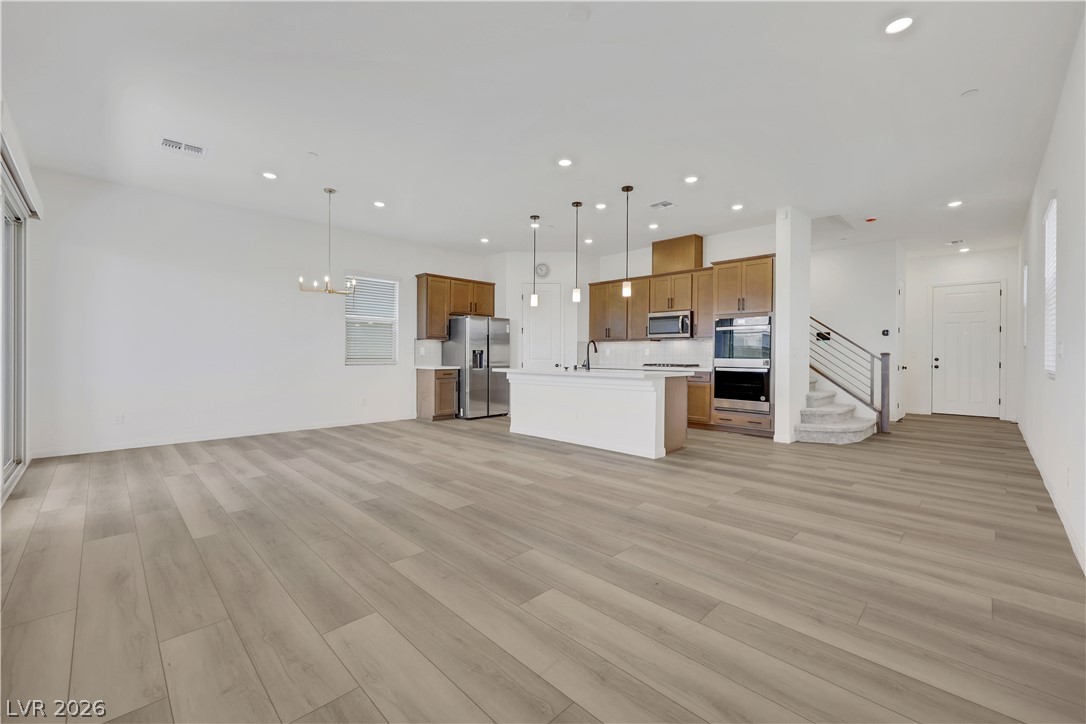 1570 Rock Kestrel Street Property Photo 4
