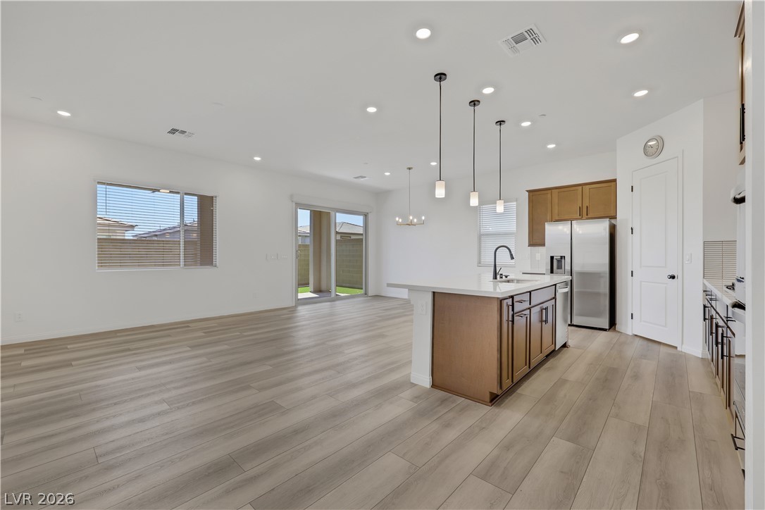1570 Rock Kestrel Street Property Photo 17