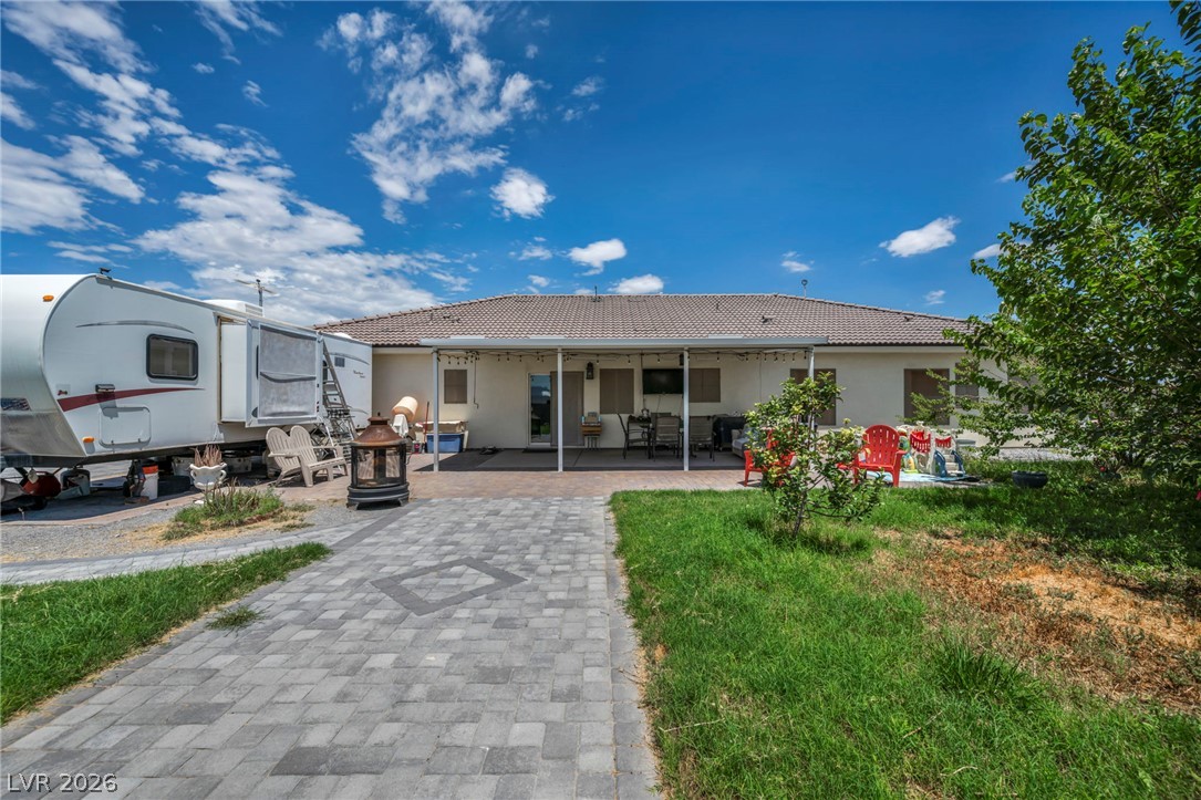 6680 Greenbriar Court Property Photo 11