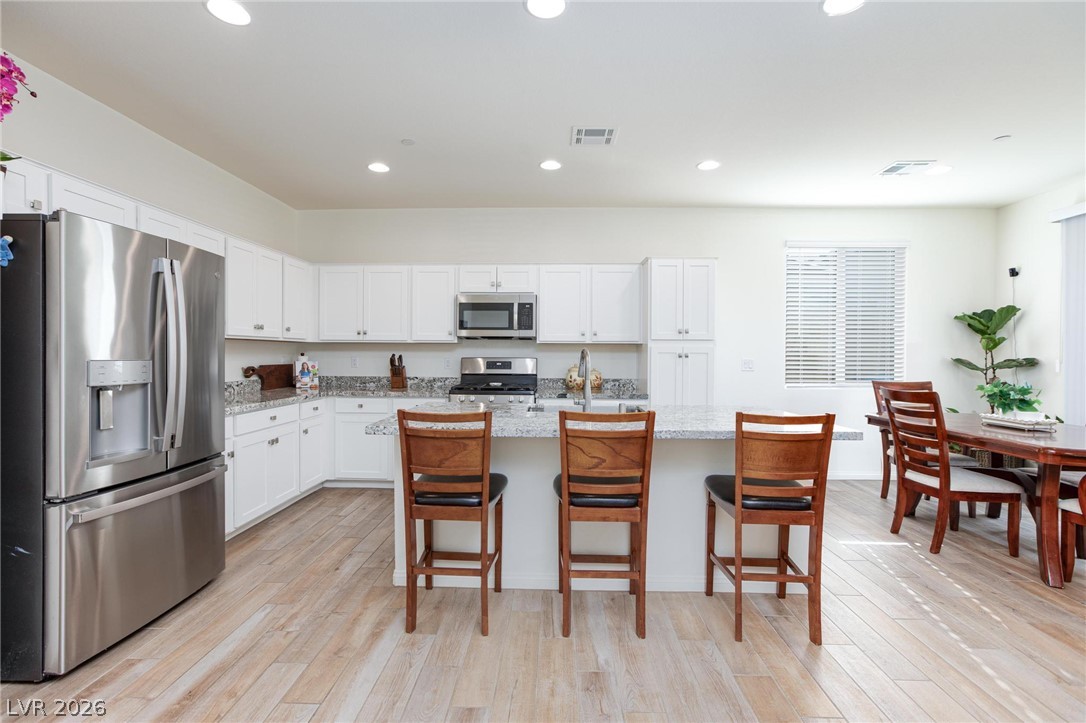 737 Cottonwood Hill Place Property Photo 10