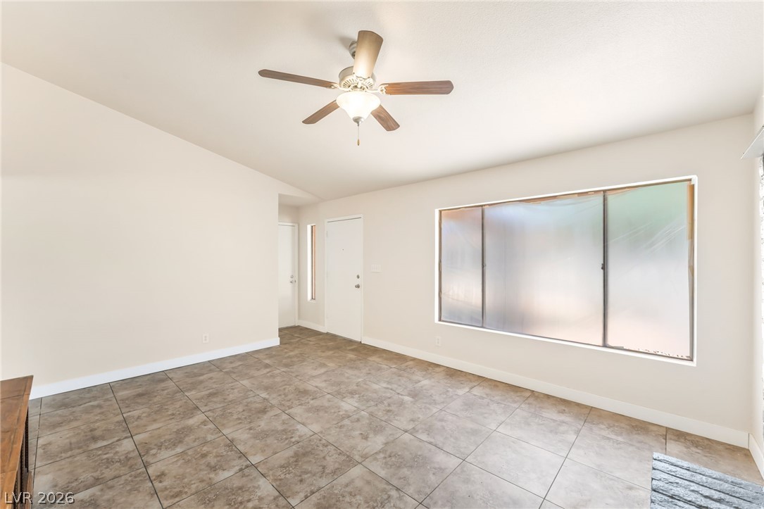 1805 Starbuck Drive Property Photo 6