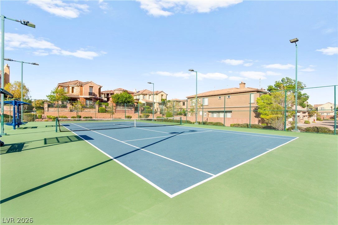 2309 Malaga Peak Street Property Photo 5