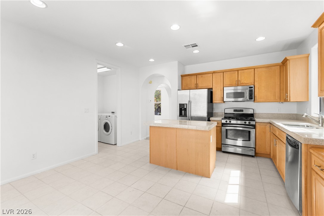 2309 Malaga Peak Street Property Photo 15