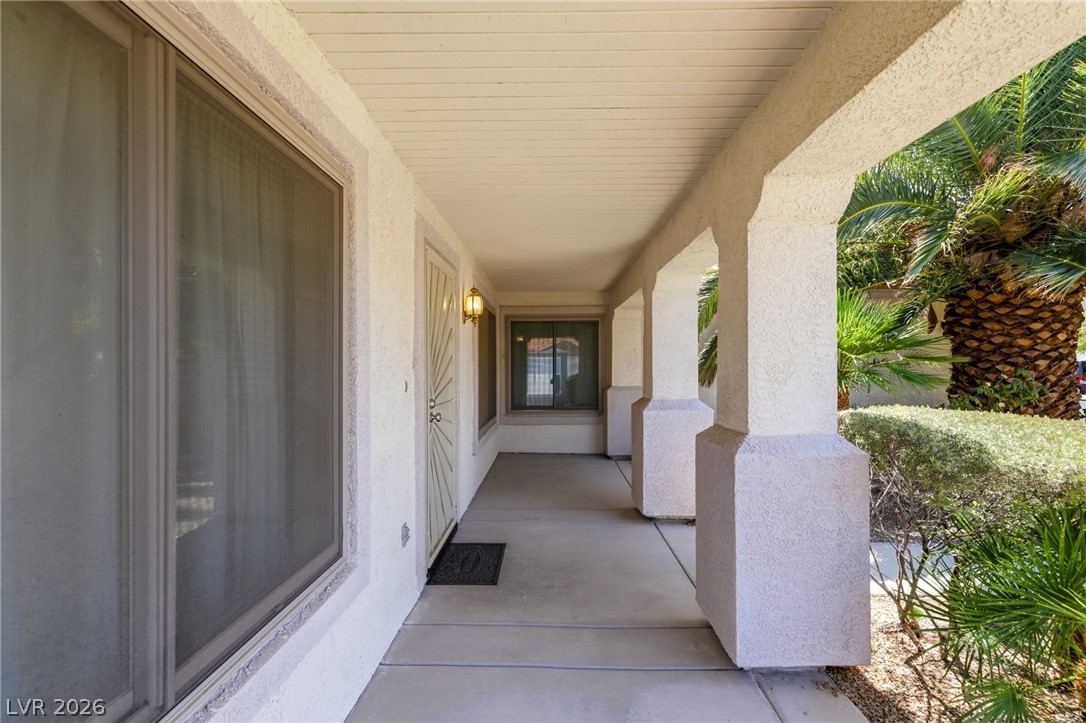 6302 Golden Rain Street Property Photo 7