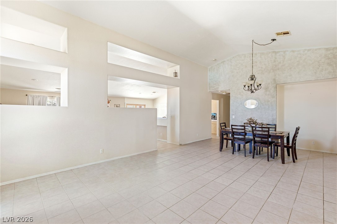 6302 Golden Rain Street Property Photo 10