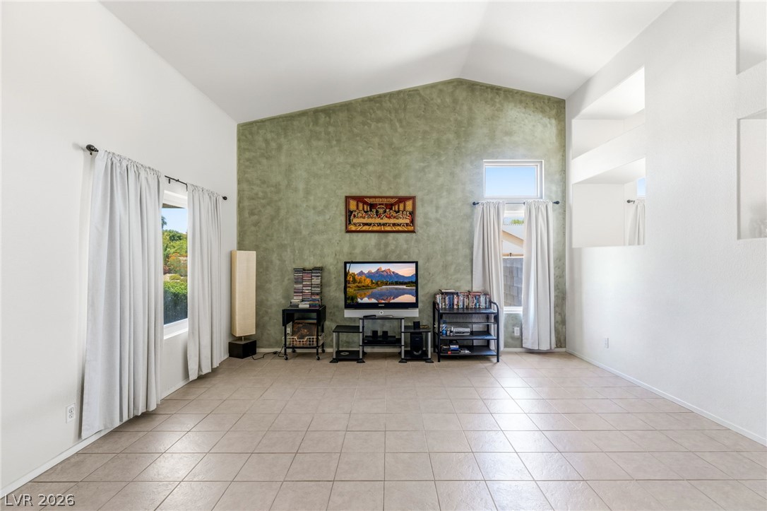 6302 Golden Rain Street Property Photo 13