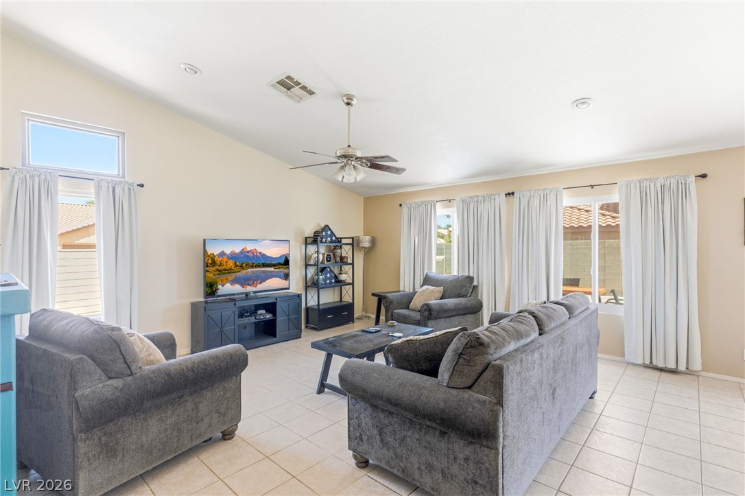 6302 Golden Rain Street Property Photo 15