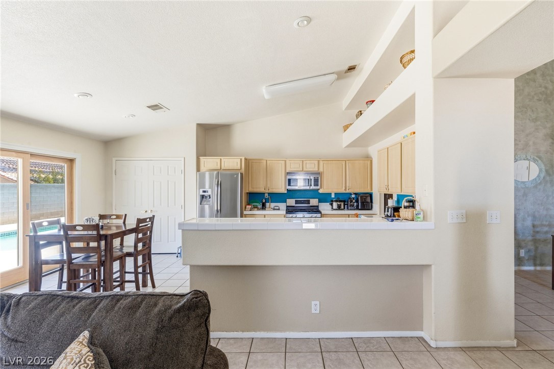 6302 Golden Rain Street Property Photo 17