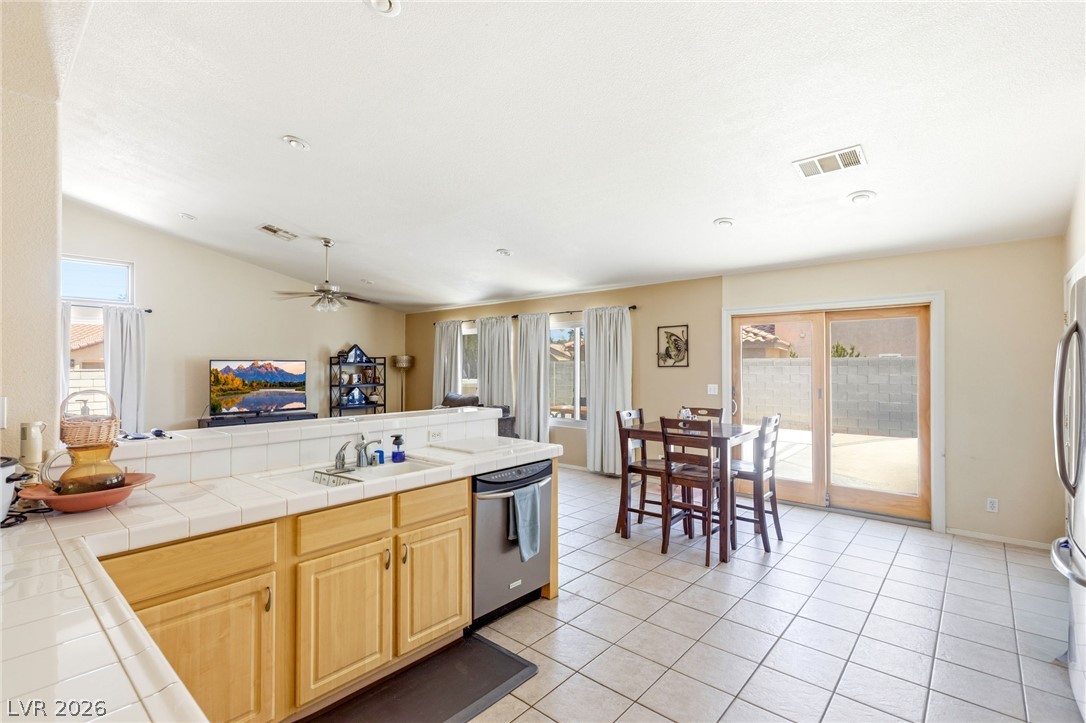 6302 Golden Rain Street Property Photo 21