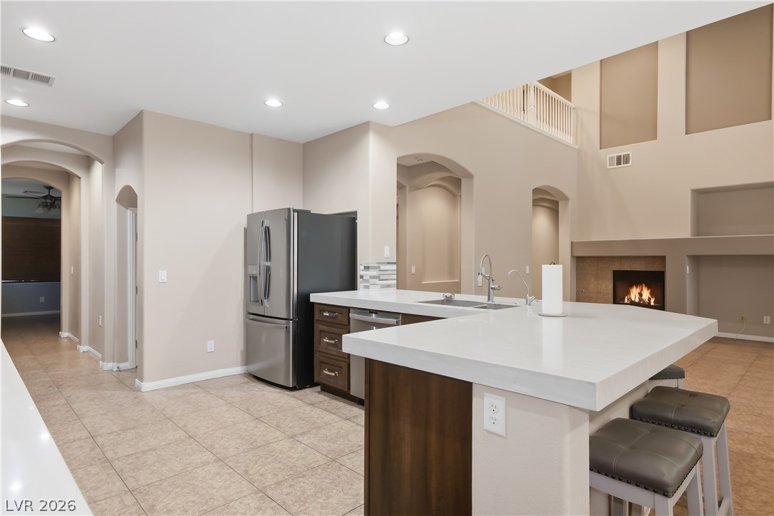 354 Shimmering Moon Street Property Photo 7