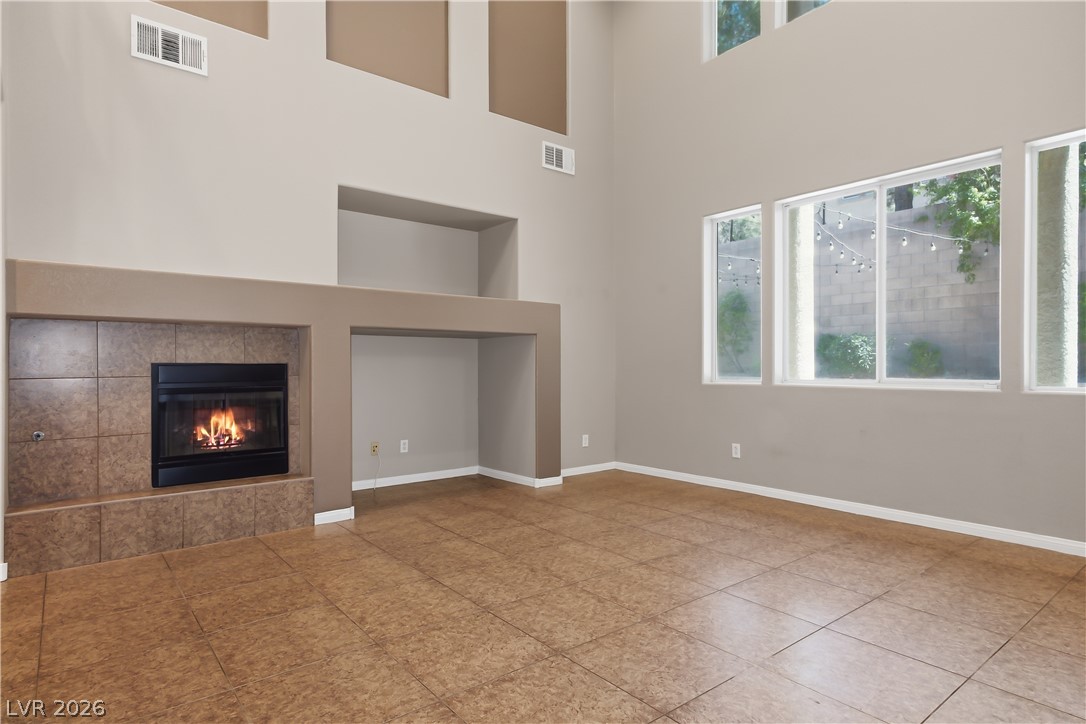 354 Shimmering Moon Street Property Photo 14