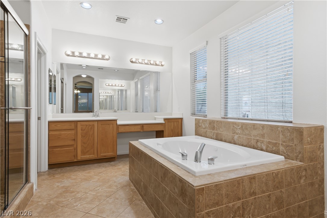354 Shimmering Moon Street Property Photo 18