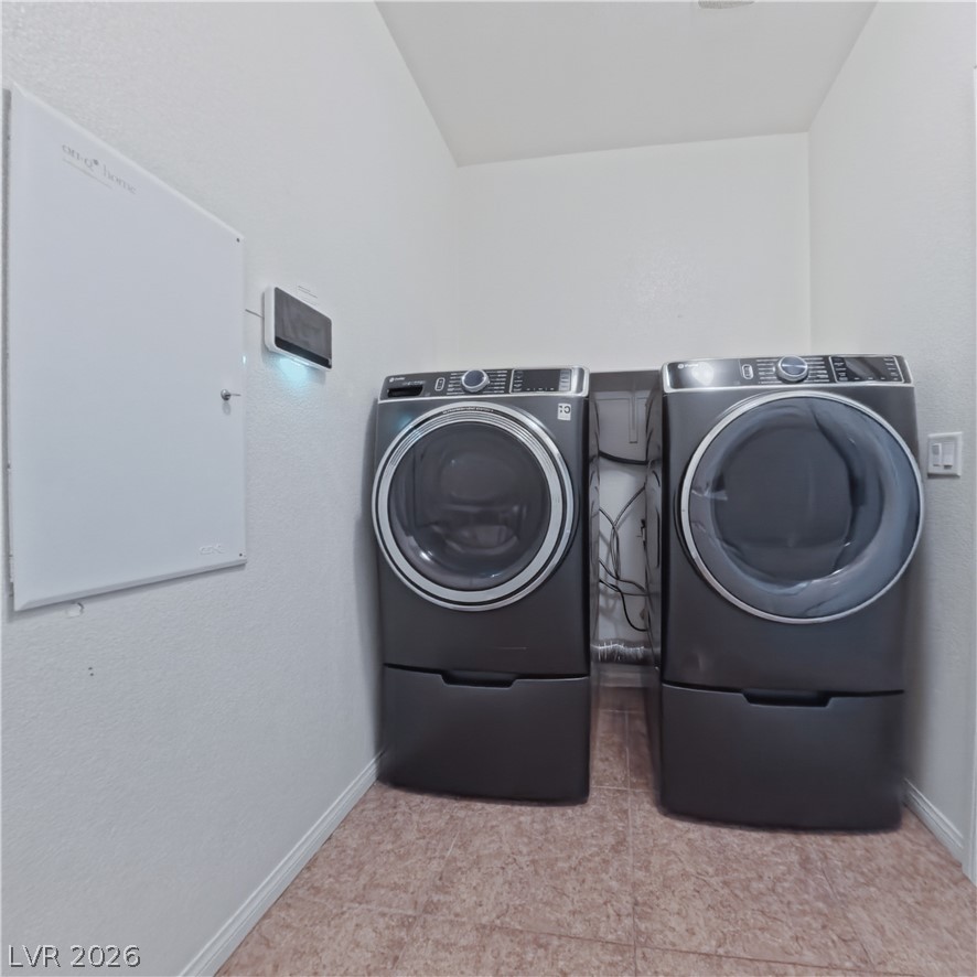 354 Shimmering Moon Street Property Photo 22