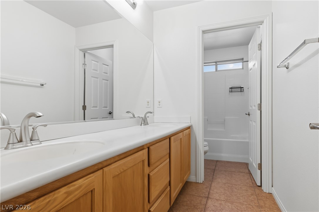 354 Shimmering Moon Street Property Photo 27
