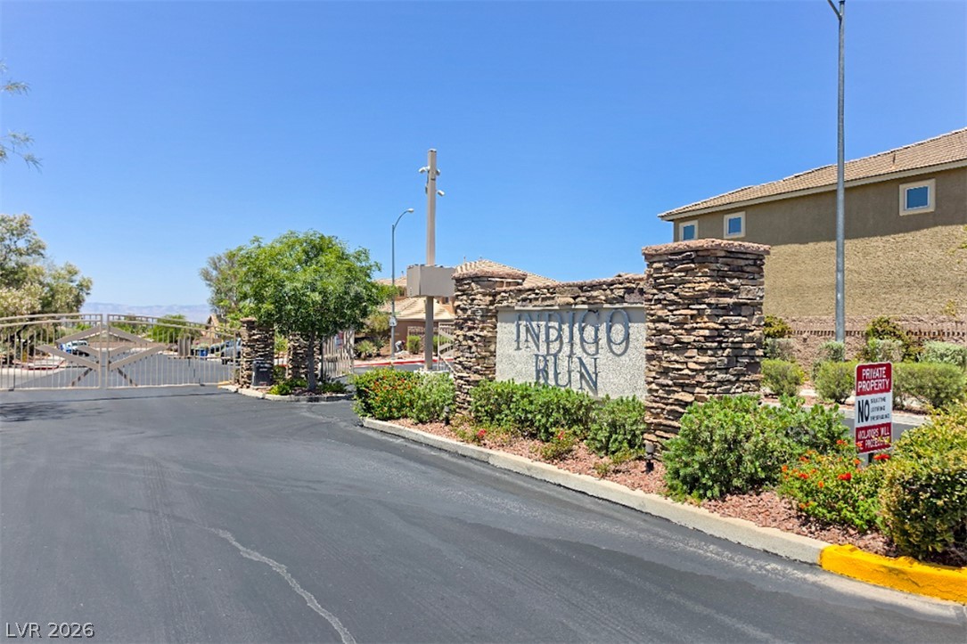 354 Shimmering Moon Street Property Photo 39