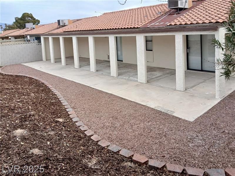 1608 Joshua Tree Court Property Photo 3