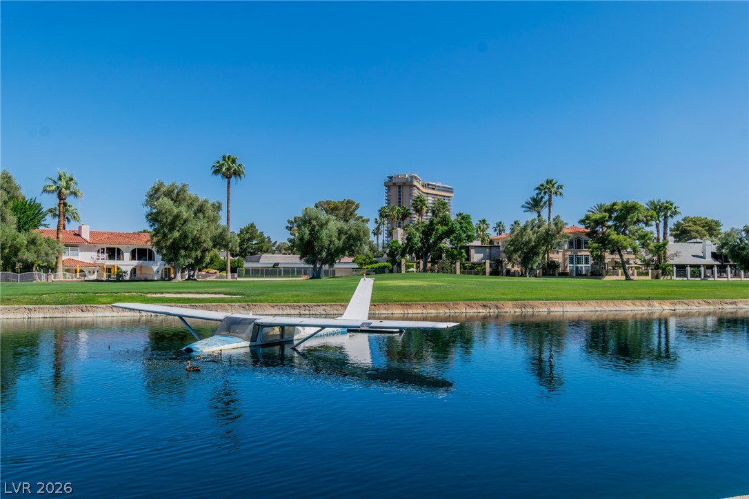 2861 Queens Courtyard Drive Property Photo 42