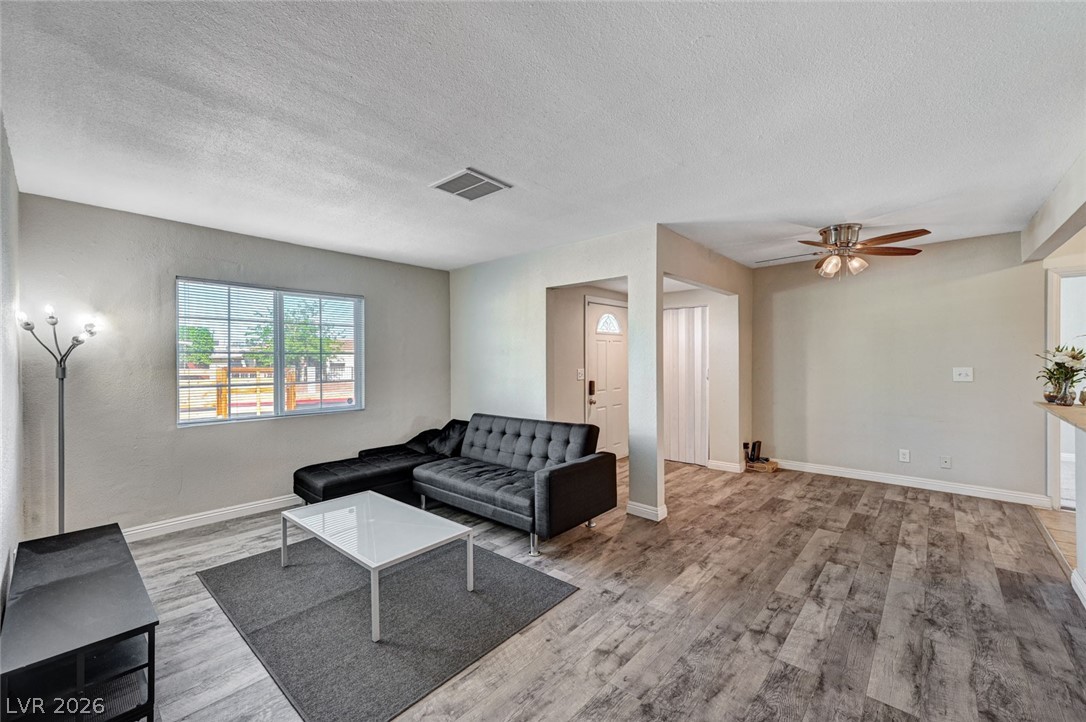 1720 East Carson Avenue Property Photo 8
