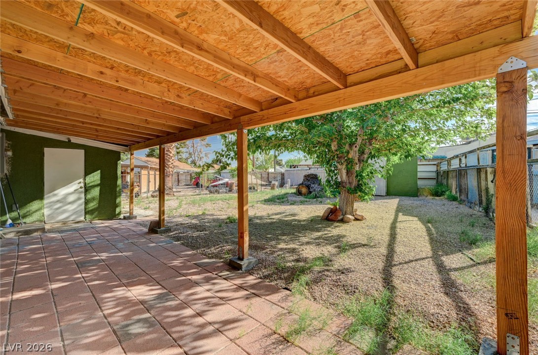 1720 East Carson Avenue Property Photo 36
