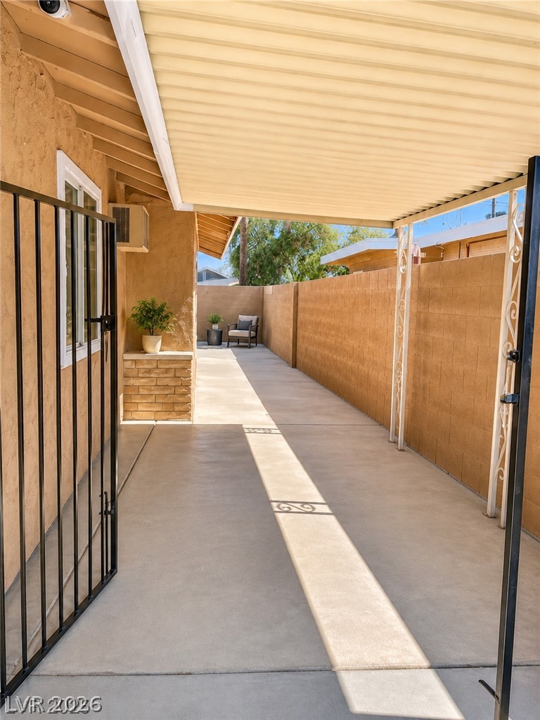 5108 Wilbur Street Property Photo 6