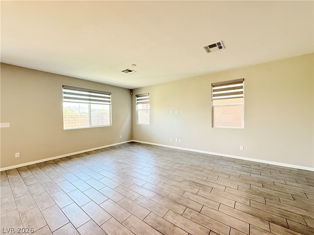 3348 Castlefields Drive Property Photo 8