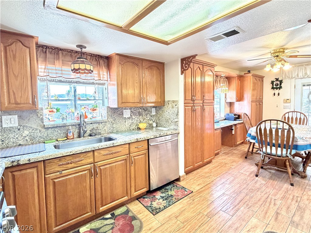 1275 Dean Court Property Photo 8