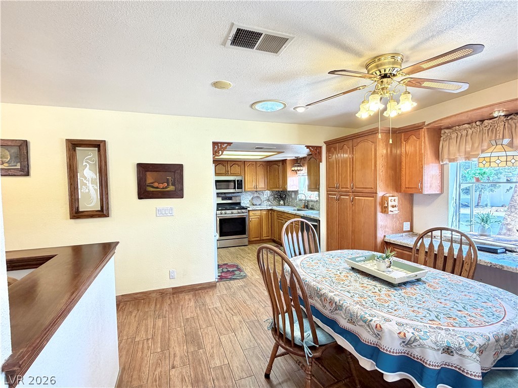 1275 Dean Court Property Photo 11