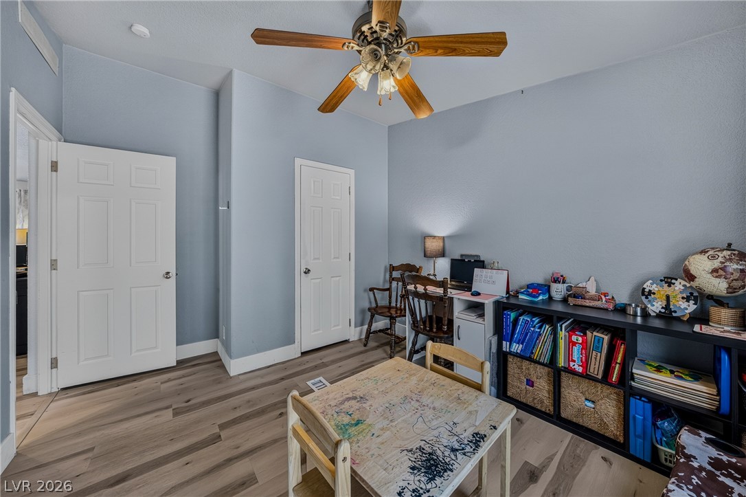 1640 North Woodchips Road Property Photo 27