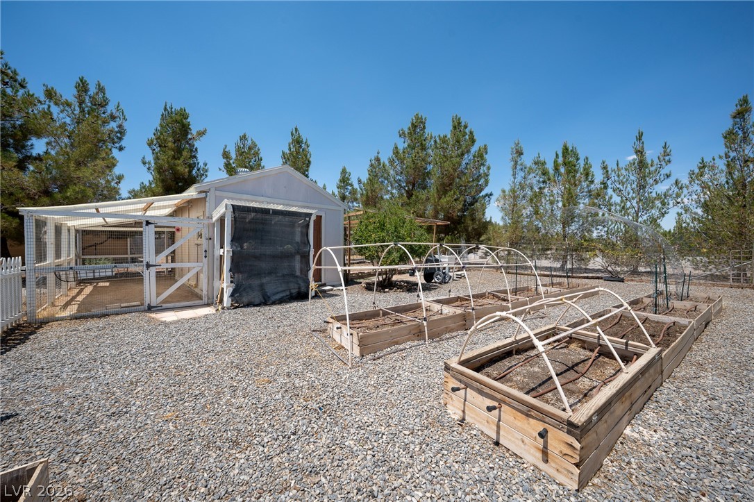 1640 North Woodchips Road Property Photo 41