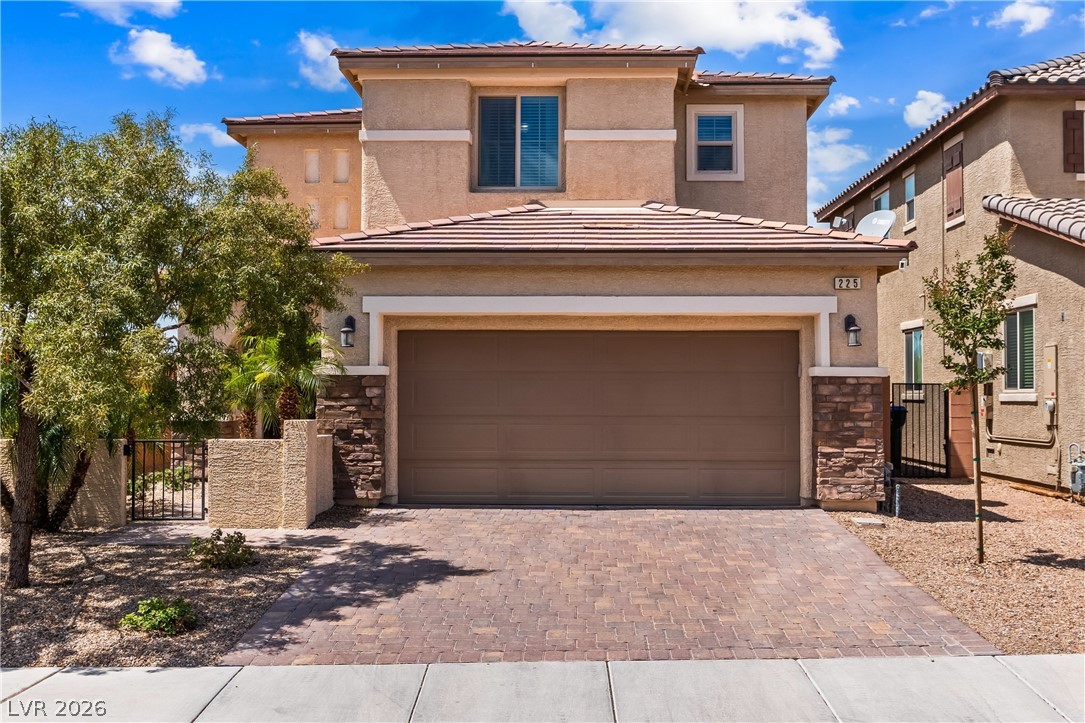 225 Moonshot Street Property Photo 2