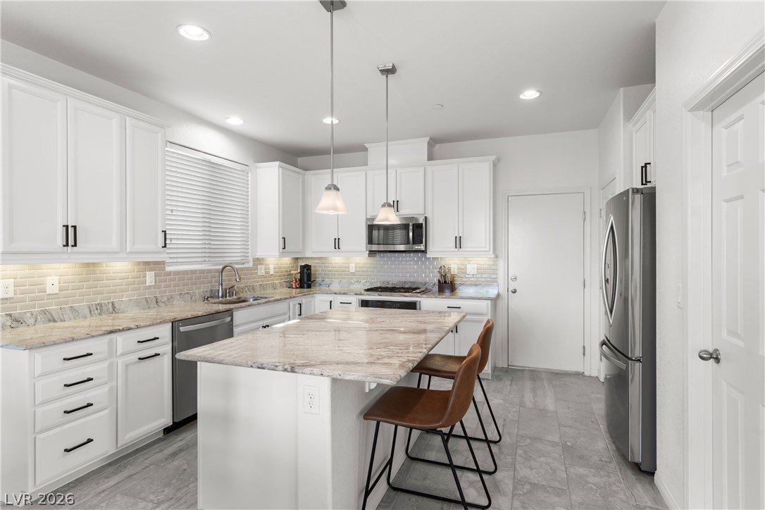 225 Moonshot Street Property Photo 4