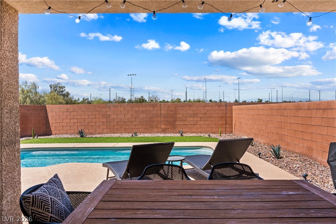 225 Moonshot Street Property Photo 25