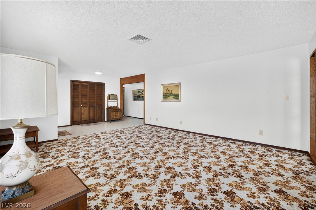 181 West Middleton Drive Property Photo 8