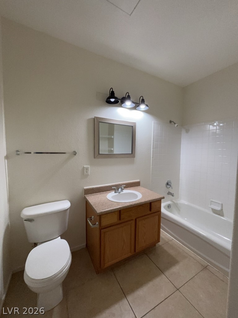 2111 Hussium Hills Street 202 Property Photo 13