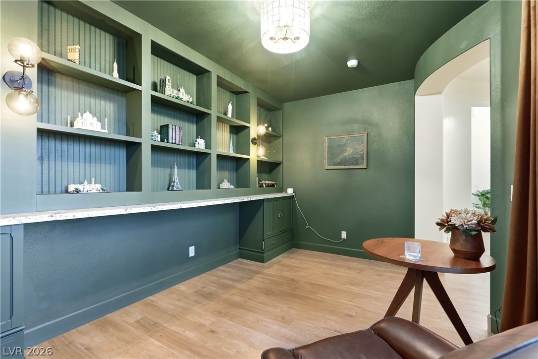 9404 Forest Edge Avenue Property Photo 13