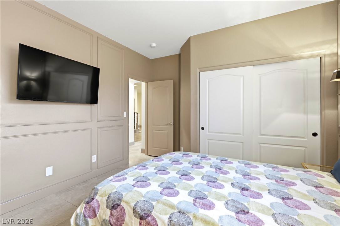 9404 Forest Edge Avenue Property Photo 29