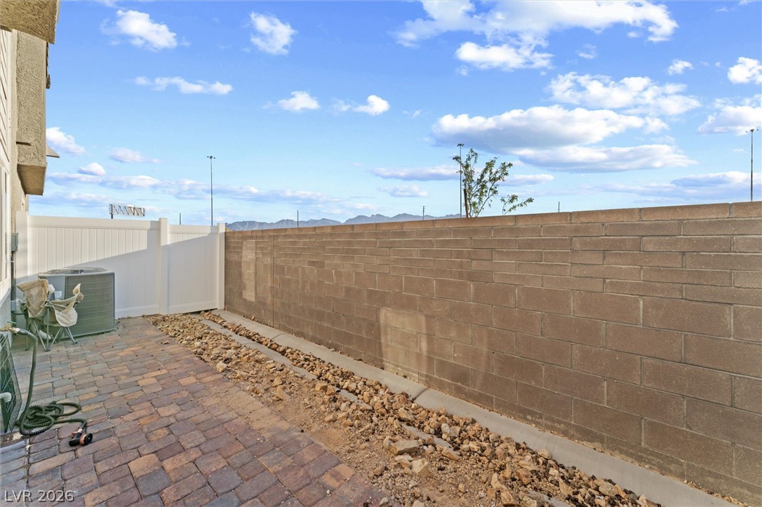9481 Sky Pointe Drive Property Photo 34