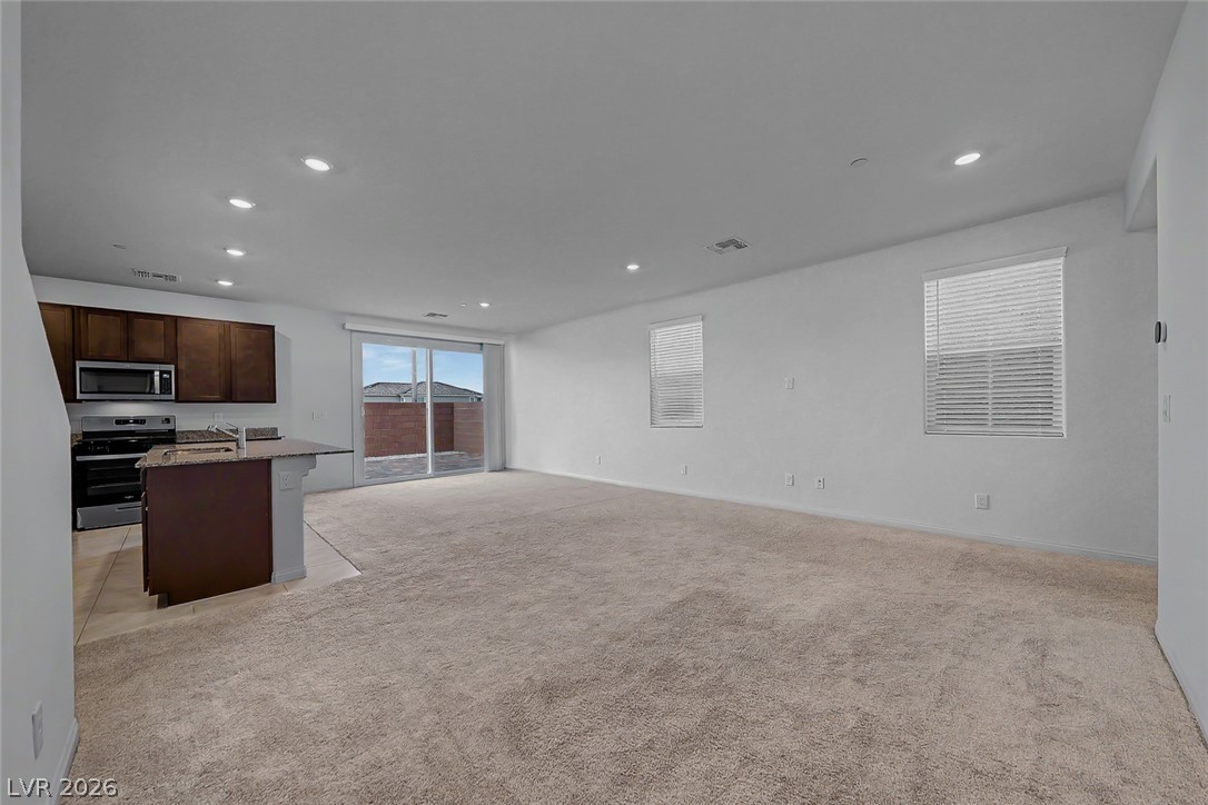 3744 Frattina Avenue Property Photo 8
