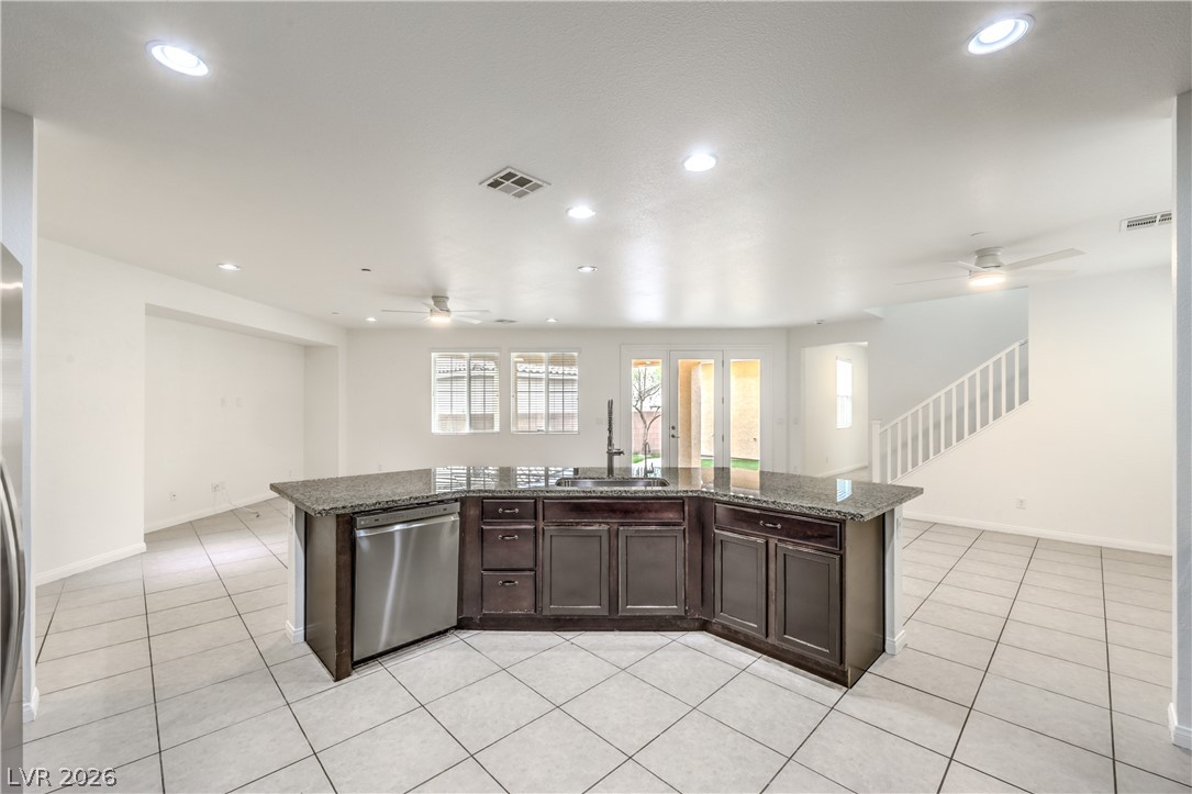 3182 Del Terra Avenue Property Photo 5
