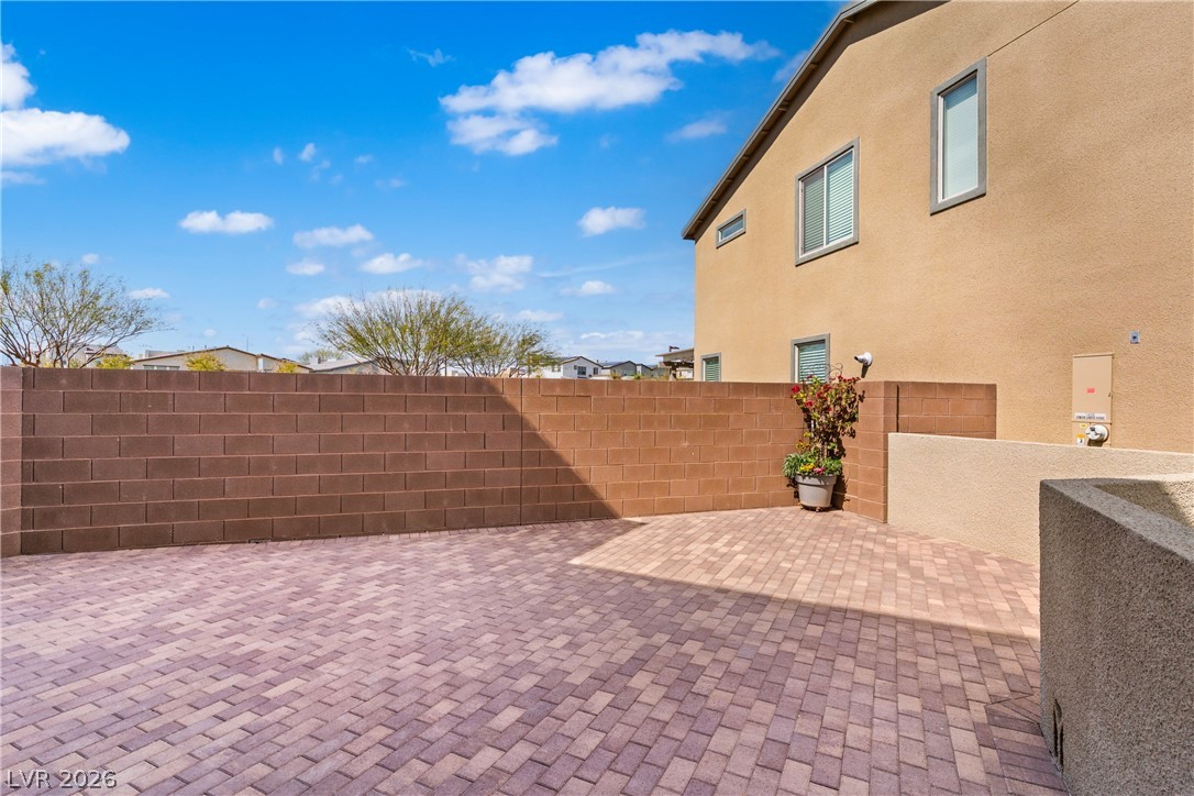 1422 Crimson Sunbird Avenue Property Photo 25