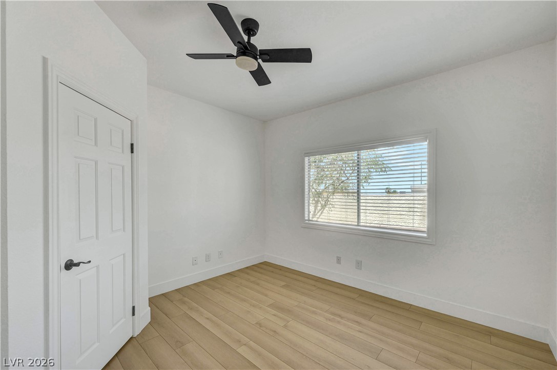 400 Breeze Way Property Photo 36