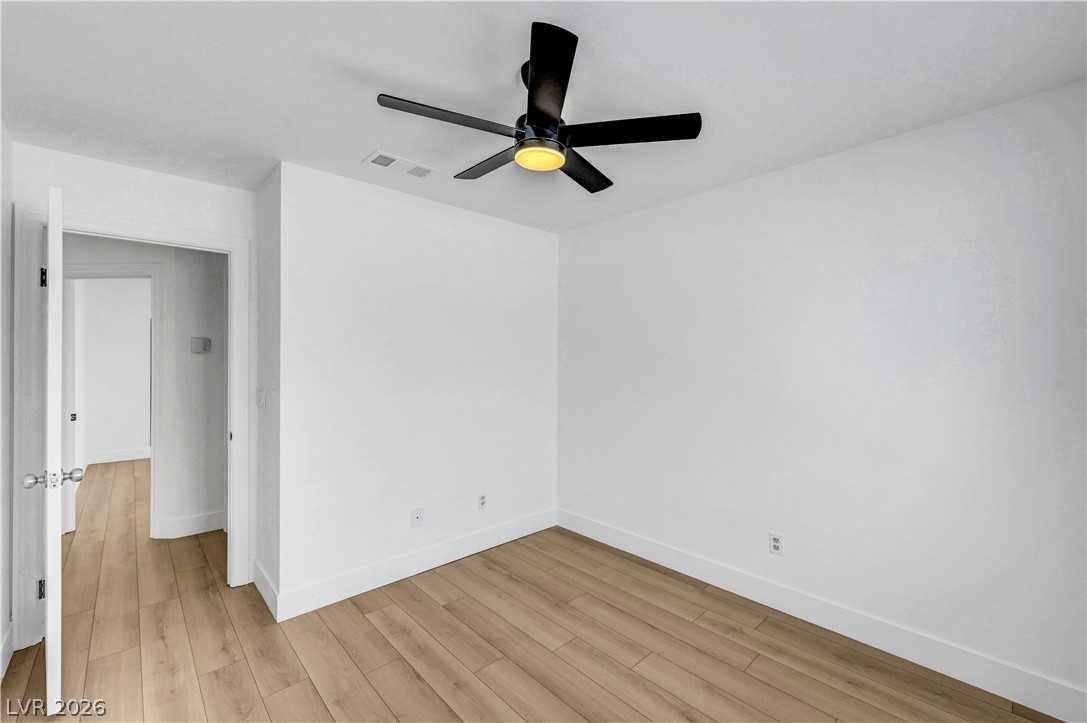 400 Breeze Way Property Photo 41